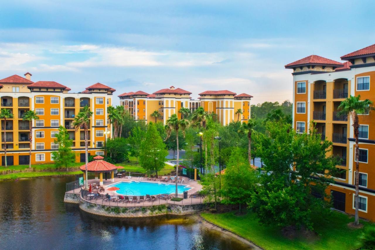 Floridays Orlando Two & Three Bed Rooms Condo Resort Exterior photo